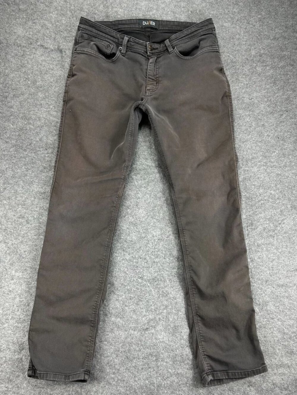 DU/ER No Sweat Relaxed Taper Leg Pants Mens 33x32 Charcoal Gray Stretch Outdoor